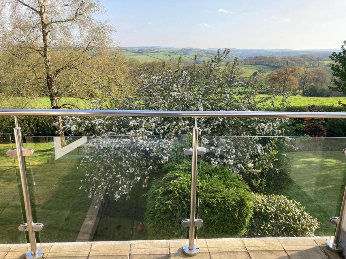 East Hillerton House Pensionat Crediton Exteriör bild